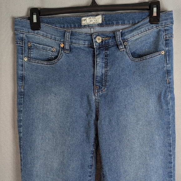 Free People Denim Blue Wide Leg Jeans - Picture 2 of 10